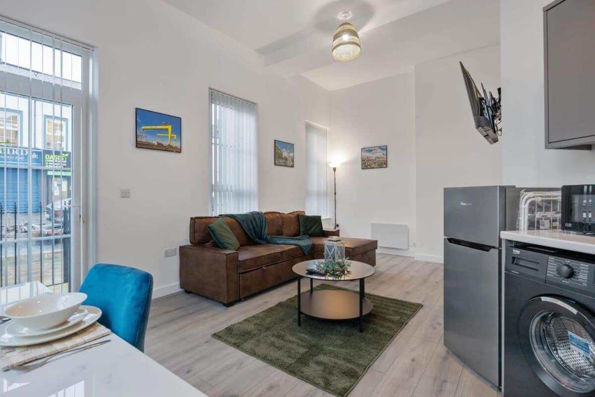 Contemporary 2 Bed Apartment -Belfast East Village Extérieur photo